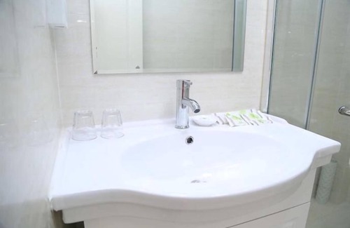 Shibei Hotel | Ramada Encore by Wyndham Qingdao Shinan