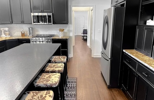 Royal Oak Haus | RANCH AT ROYAL OAK- Exclusive waterfront pool pier