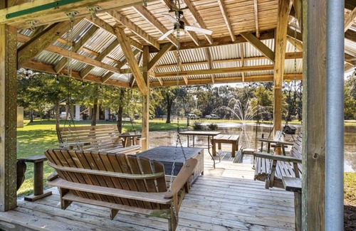 Cypress Haus | Ranch Style Paradise * Resort Style Pool *
