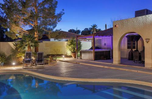 Enterprise Villa | Ranch style villa with pool and spa