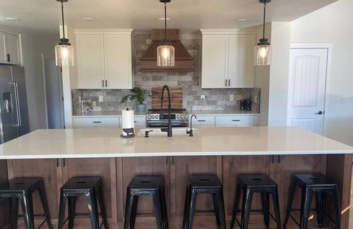 Medical Lake Sonstige | Ranch with a Lakeview! Mini cows and goats outside your doorstep!