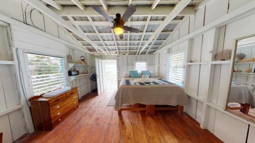 Sittee Point Hotel | Ranguana Caye Cabanas