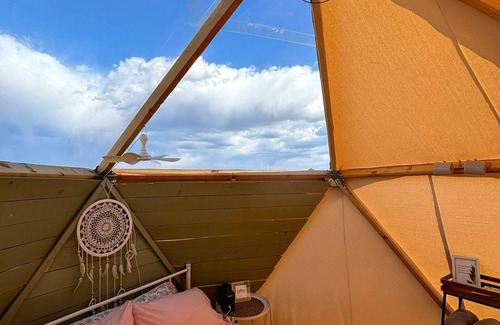 Valle Haus | Raptor Ranch Glamping