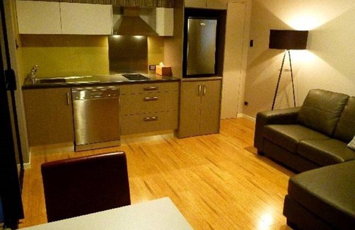 Woolgoolga Wohnung | Golden Cane Couples Retreat - Privatsphäre am Wasser in Woolgoolga, Coffs Harbour