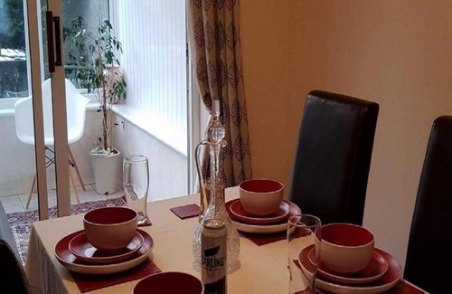 Luton Wohnung | Ravenhill House - Huku Kwetu (Luton)