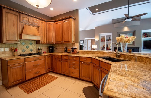 Buechel Haus | Razor Creek Estates - Dream Home!