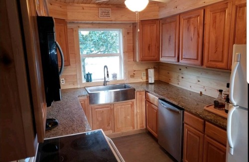 Fort McCoy Haus | Realitätscheck / Salt Springs