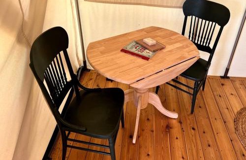 Burt County Sonstige | Reconnect with Nature at this Equipped Tented Cabin in Tekamah, Nebraska