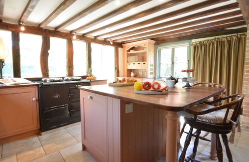 Bury St Edmunds Hütte | RECTORY FARM COTTAGE, ROUGHAM, pet friendly in Bury St Edmunds