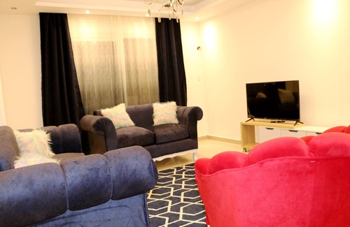 Nasr City Wohnung | Red Flower in Palm City Compound 1 Hour to the sea