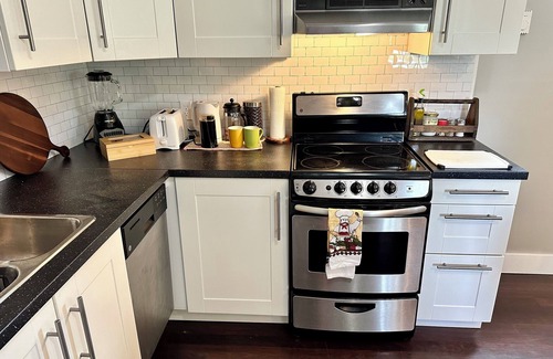 Dawson City Haus | Red House Guest Suite