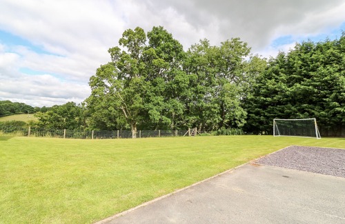 Disserth and Trecoed Hütte | Red Kite Cottage