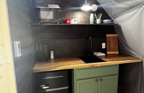 Bigfork Kabine | Red Owl Retreat: The Peaks Geodesic Dome