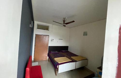 Valparai Haus | Red Paradise