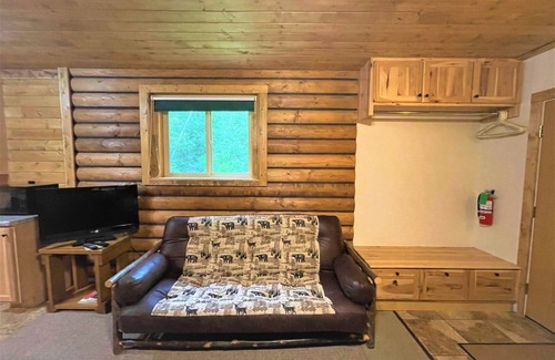 Phillips Haus | Red Pines - Elk Lake #6A | Studio, 1 Bath