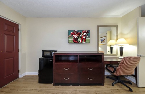 Ellenton Hotel | Red Roof Inn Ellenton – Bradenton NE