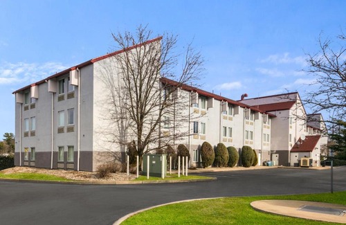 Saugus Hotel | Red Roof Inn PLUS+ Boston - Logan