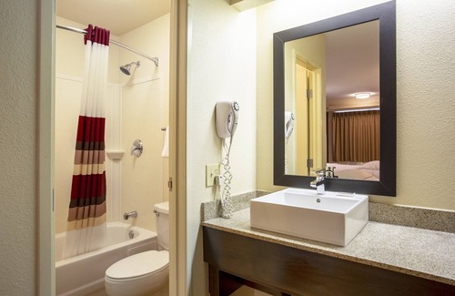 The Hill Hotel | Red Roof Inn PLUS+ St Louis - Forest Park/ Hampton Ave