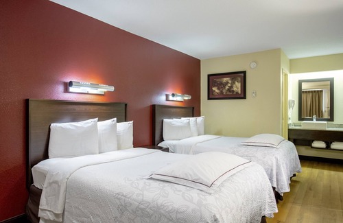 The Hill Hotel | Red Roof Inn PLUS+ St Louis - Forest Park/ Hampton Ave