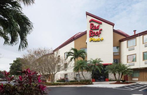 Palm Beach - West Palm Beach Hotel | Red Roof Inn PLUS+ West Palm Beach