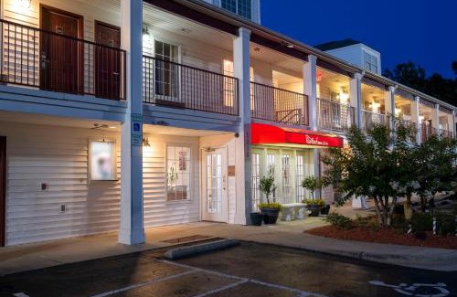 Wilson Hotel | Red Roof Inn & Suites Wilson