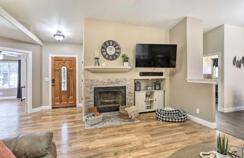 Redding Haus | Redding Home with Patio Near Fishing!