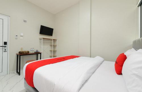 Rajabasa Hotel | RedDoorz near GSG UNILA Lampung