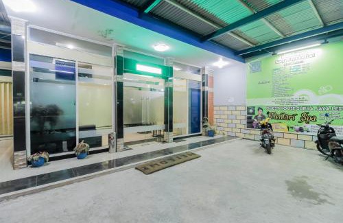 Samarinda Haus | RedDoorz near Taman Samarendah Samarinda