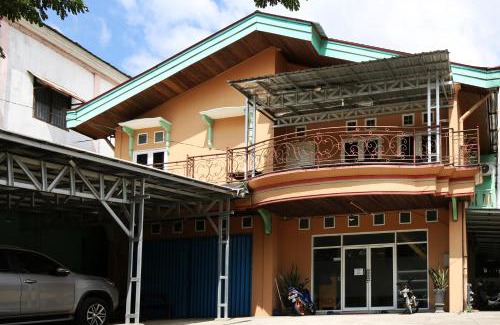 Samarinda Haus | RedDoorz Syariah @ Pangeran Suryanata Samarinda