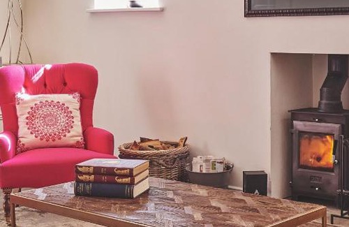 Nantwich Haus | Redwood Cottage