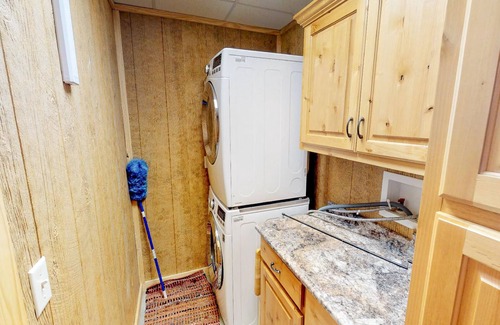 Guntersville Haus | Reel Simple - Fisherman friendly vacation rental near Lake Guntersville