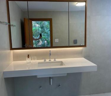 Itacoatiara Haus | Refúgio com vista mar e verde