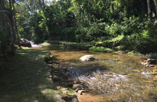 Olaria Haus | Refúgio em Lumiar: Piscina Aquecida, Área Gourmet e Rio Privado