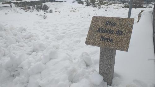 Penhas da Saude Skihütte | Refúgio Trilhos e Cumes