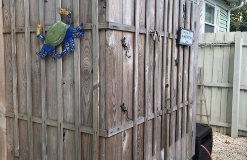 The Pines Haus | Rehoboth Beach Cottage - 2 Blocks zum Strand