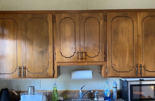 Kasbeer Haus | Rejoice Inn- Private Home- All Yours!!! In a quiet town on a large lot! New Bath