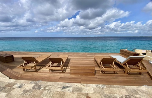 Belnem Eigentumswohnung | Relax and enjoy: Amazing Oceanfront Apartment Second Floor at Belair Bonaire!