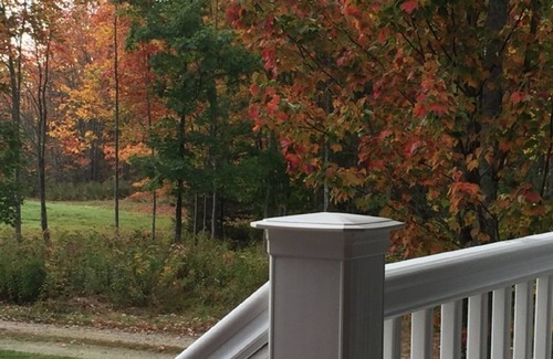 Surry Wohnung | Entspannen Sie sich und genießen Sie die herrliche Aussicht auf die Berge und die Bucht