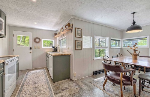 Ligonier Kabine | Relax and Unwind - Bird Creek Cottage at Cliffwood