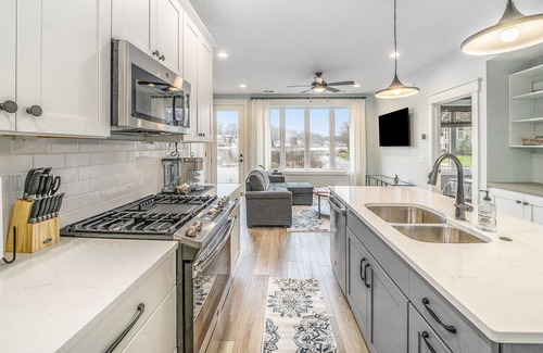 Smyrna Haus | Relax at Big Pine Island Lake