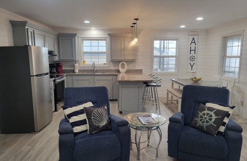 Cocodrie Haus | Relax at Comfort Zone