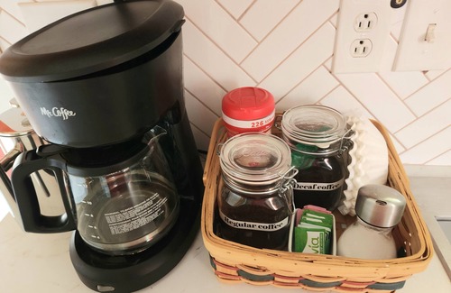 England Hütte | Entspannen Sie in einem Pekannussgarten 15 min. vom Flughafen