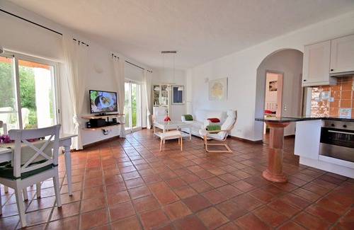 Olhao Wohnung | Casa Ria - Ruhig, komfortabel, komplett ausgestattet auf großem Naturgrundstück.