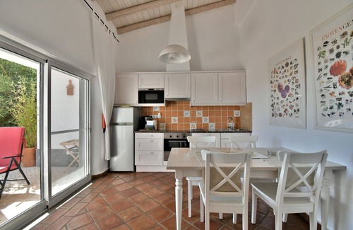 Olhao Wohnung | Casa Ria - Ruhig, komfortabel, komplett ausgestattet auf großem Naturgrundstück.