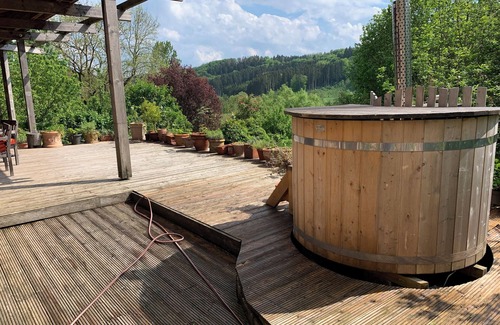 Basberg Haus | Entspannen im 350 Jahre alten Hofgut bis 10 Personen