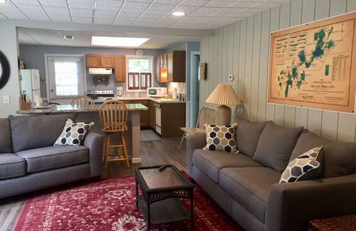 King Haus | Relax in Waupaca and the Chain O Lakes.