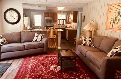 King Haus | Relax in Waupaca and the Chain O Lakes.