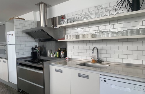 Two Mile Bay Wohnung | Entspannen Sie sich und genießen Sie den Blick