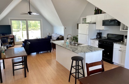 Princess Anne Wohnung | Entspannen Sie sich am Fluss südlich von Salisbury