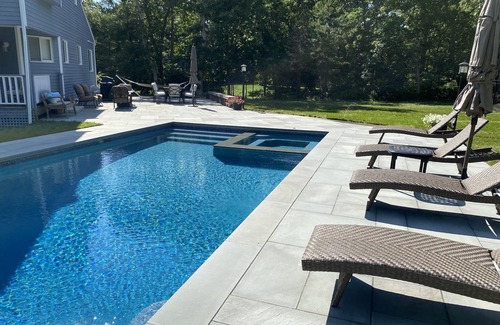 Lagoon Heights Haus | Das perfekte Zuhause für Familie, Freunde, Spaß & Tennis! In der Nähe von Farm Neck Golf & More